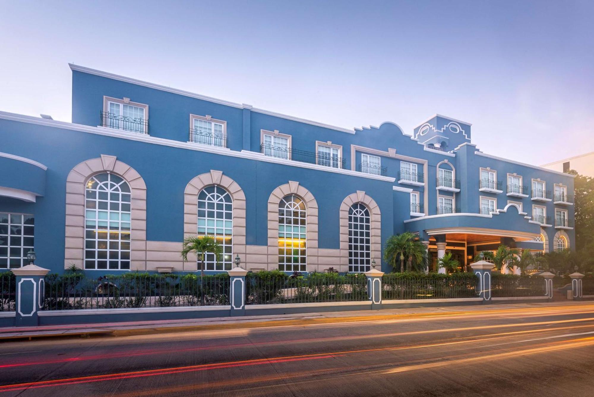 Villa Mercedes Curio Collection By Hilton Merida Bagian luar foto